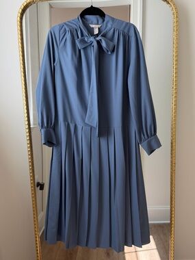 H&M Blue Pleated Midi Dress